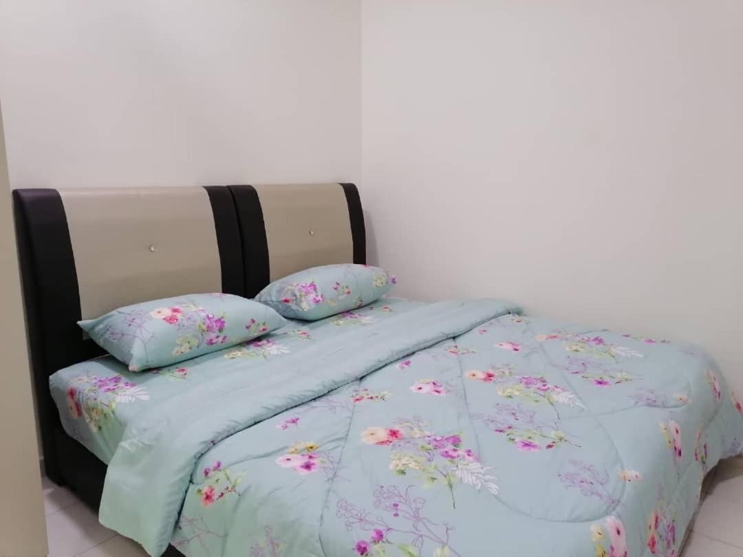 Mesahill Nilai 2 Room Condo - Fast Wifi, Amazing Pool & Tv المظهر الخارجي الصورة
