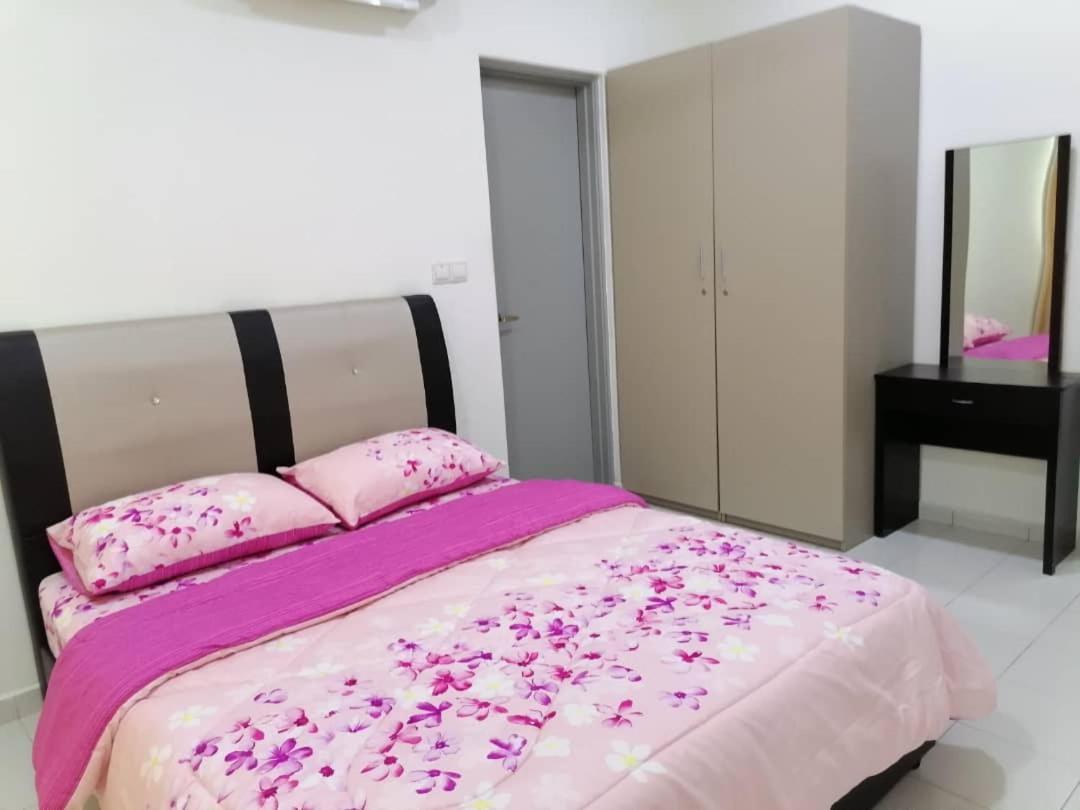 Mesahill Nilai 2 Room Condo - Fast Wifi, Amazing Pool & Tv المظهر الخارجي الصورة